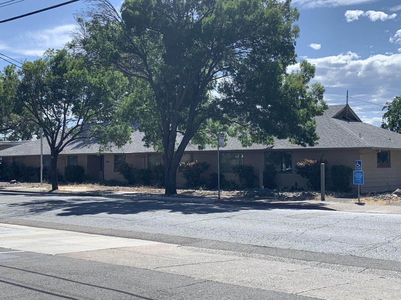 2440 Athens Ave - Photo 1
