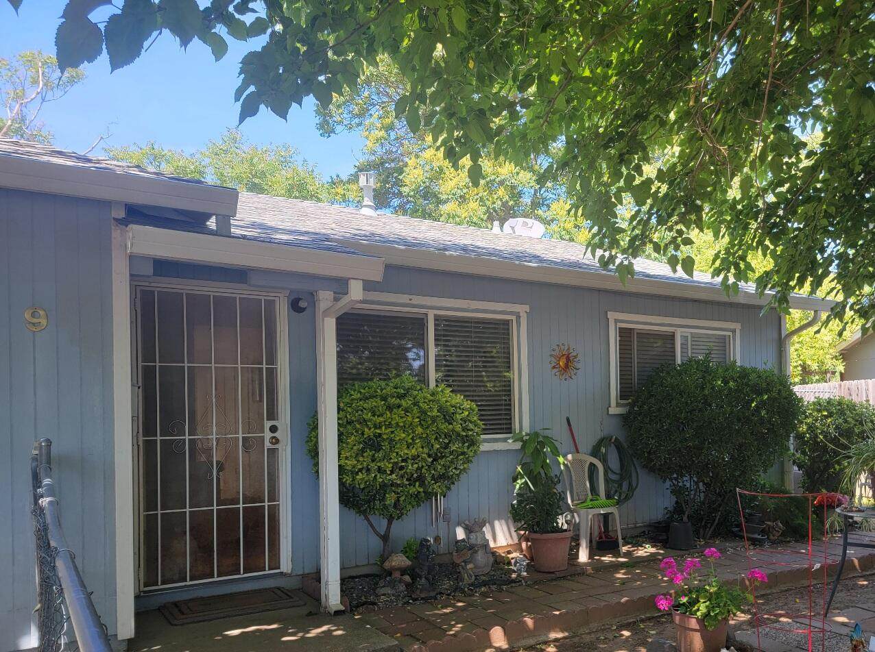 9 Poppy Ct - Photo 1