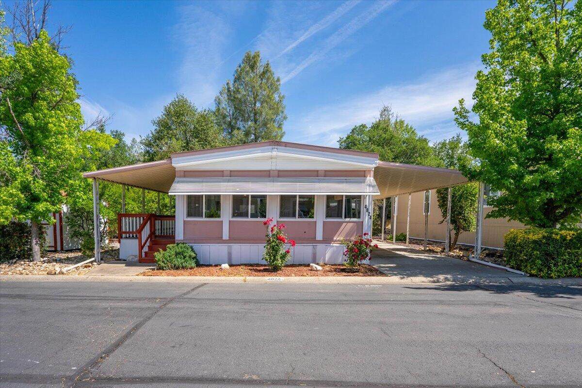4824 Pecan Drive - Photo 1