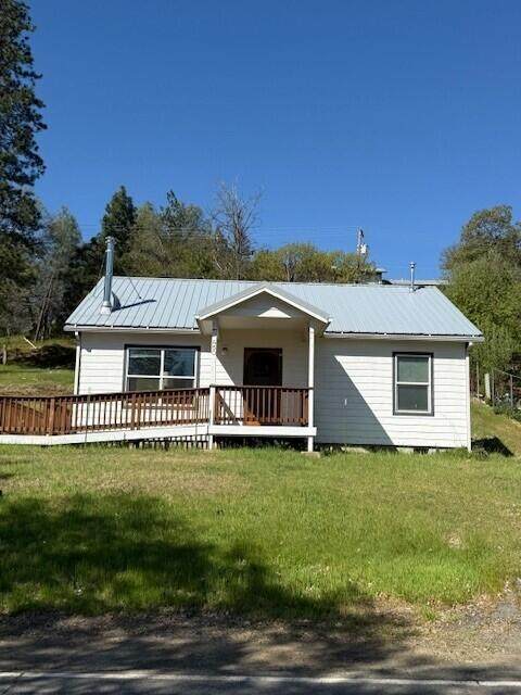 450 Oregon Street - Photo 1