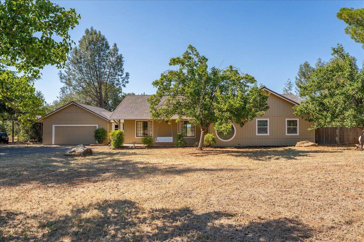 18840 Laurel Way - Photo 1