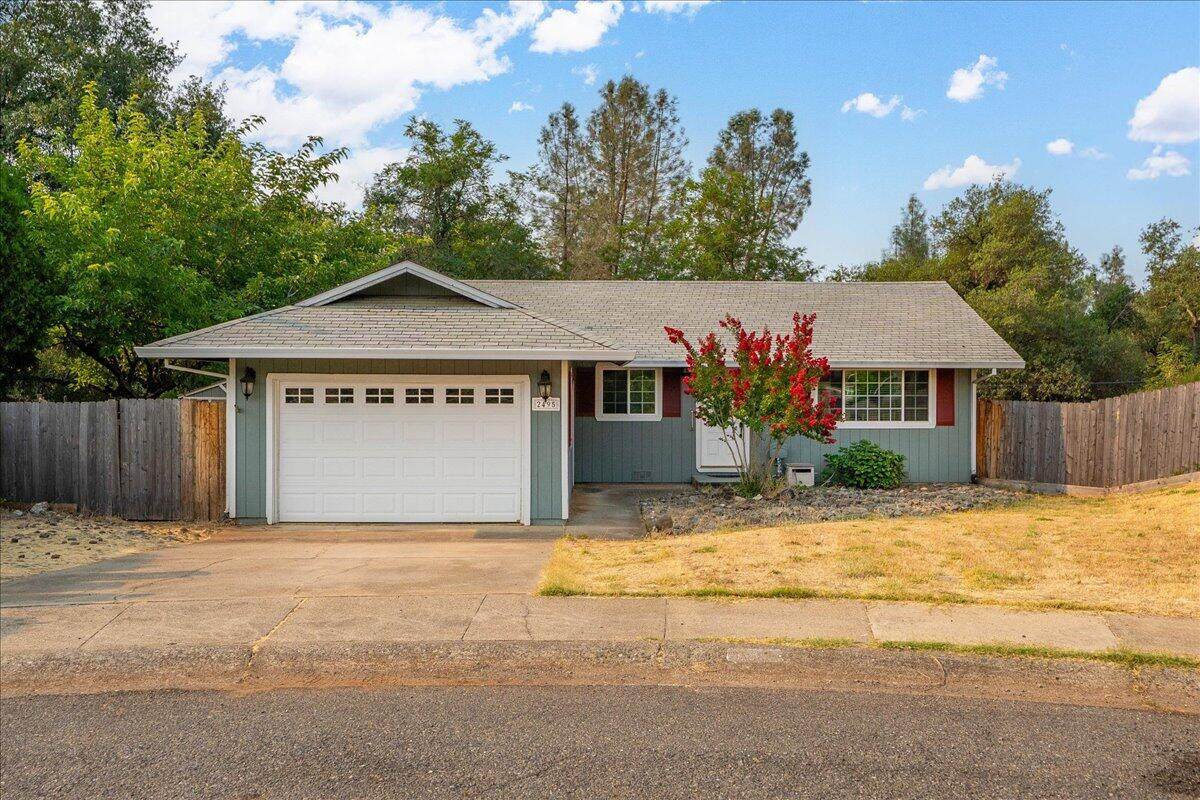 2495 Farm Hill Drive - Photo 1