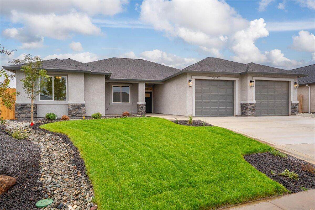 20163 Solomon Peak Drive - Photo 1