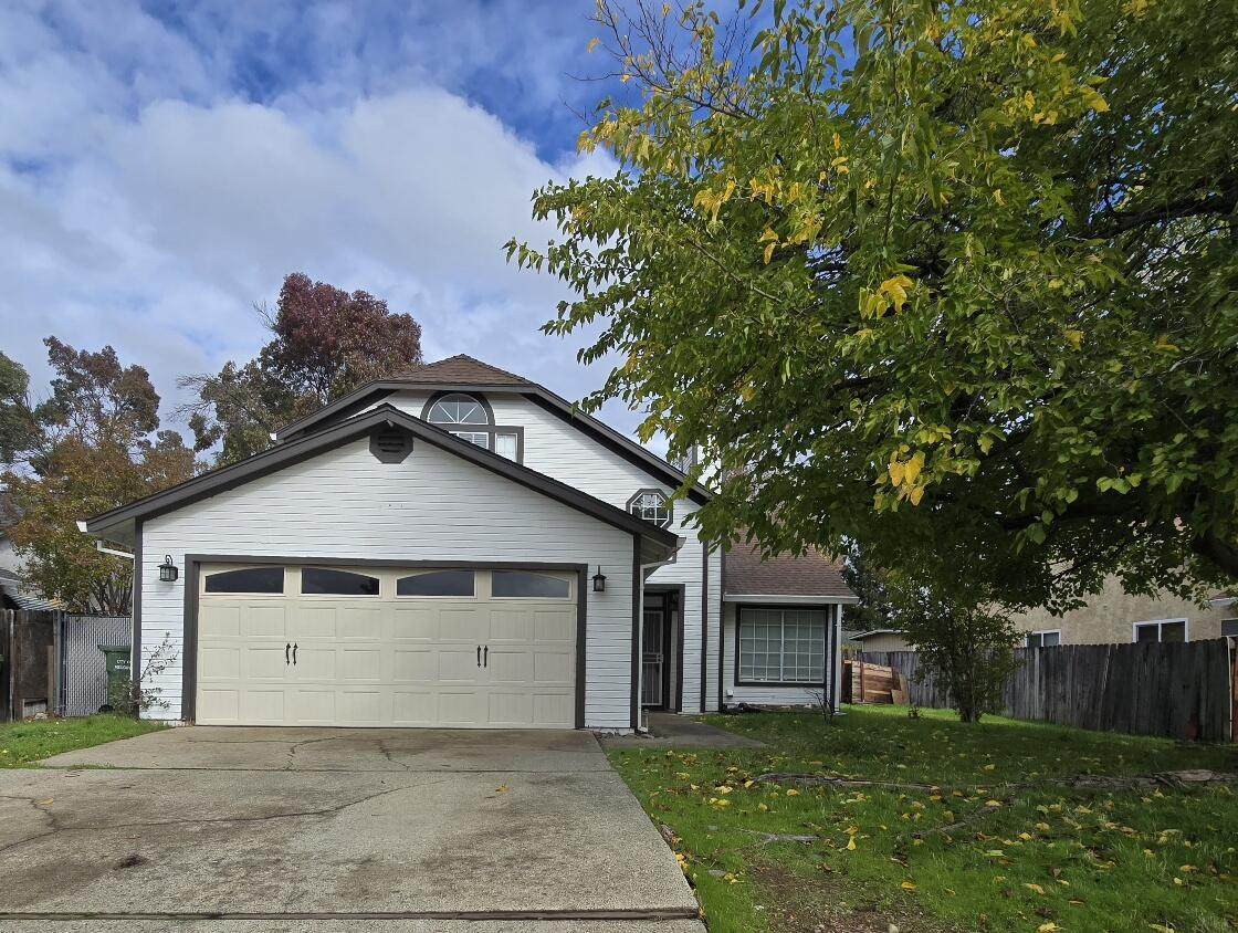 454 Alamine Drive - Photo 1