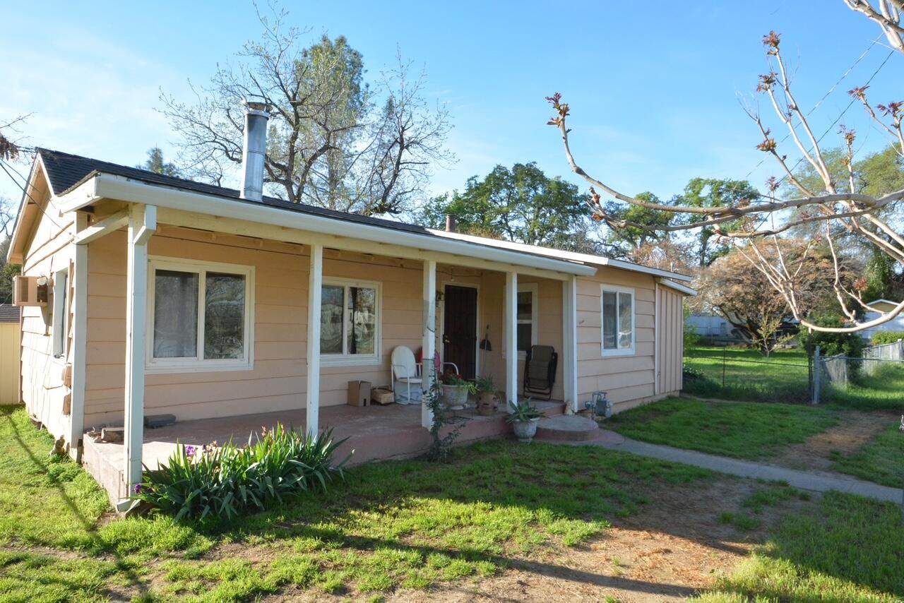 605 Breckenridge - Photo 1