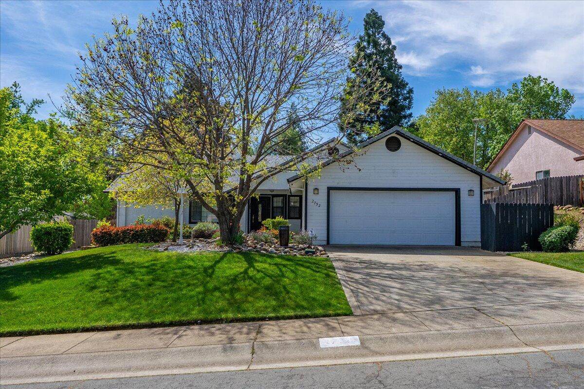 2752 Summerbreeze Place - Photo 1