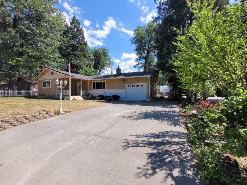 37023 Park Avenue - Photo 1