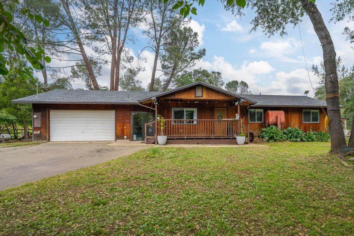 21126 Scheer Drive - Photo 1
