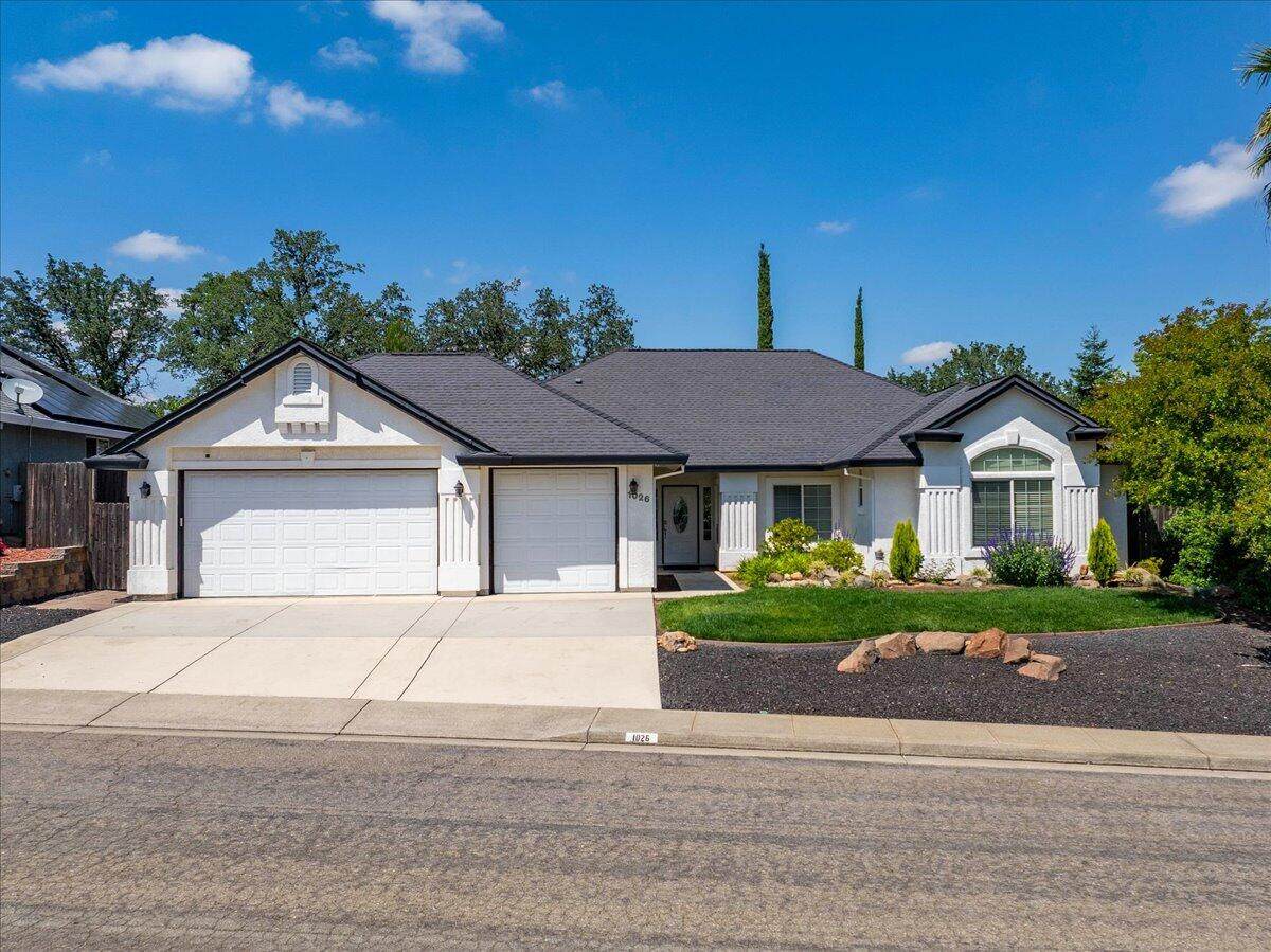 1026 Rollingview Drive - Photo 1