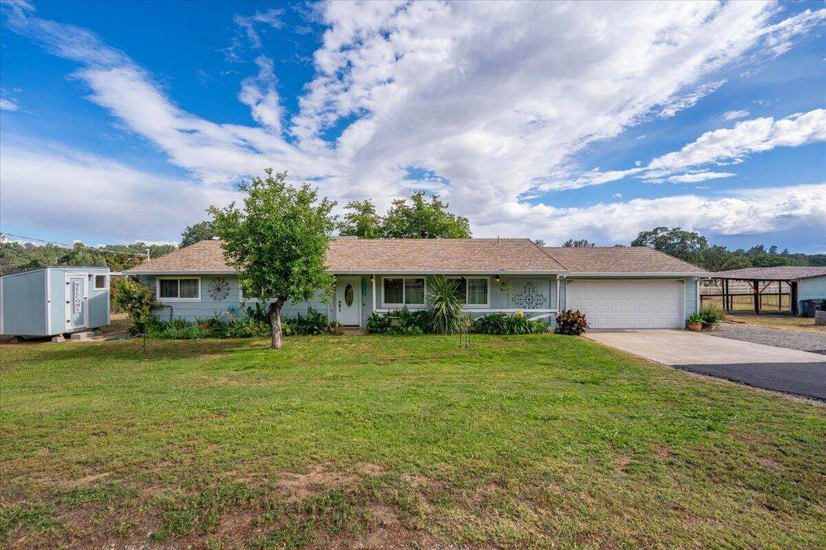 18805 Drake Road - Photo 1