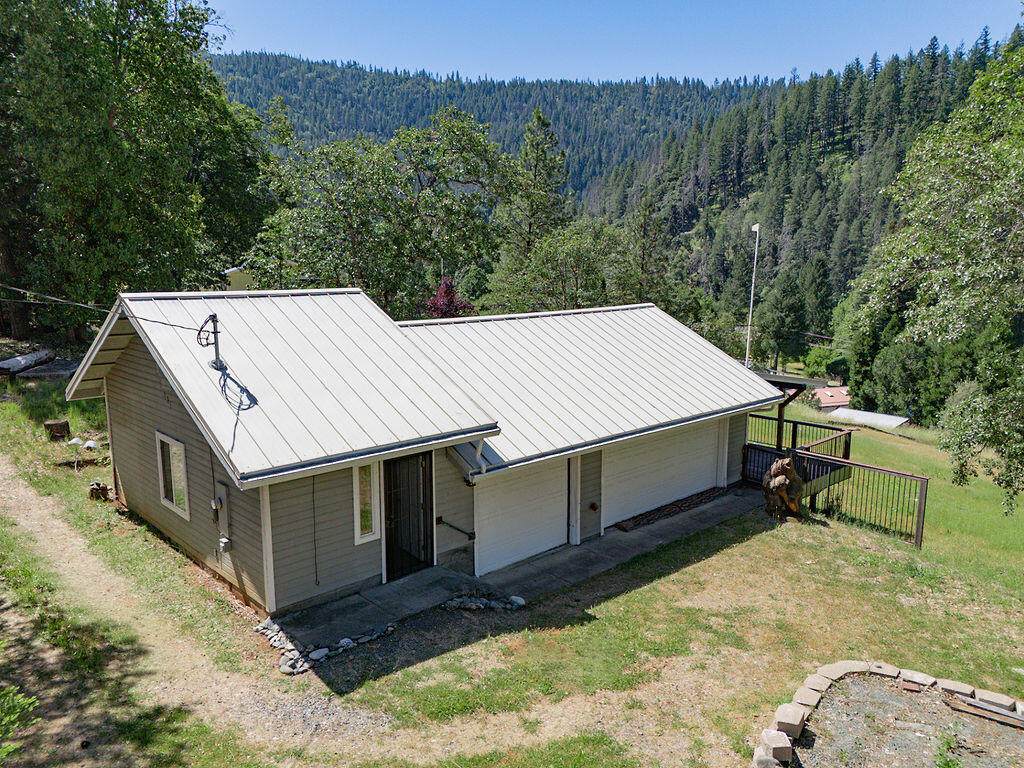 331 Steel Bridge Road - Photo 1