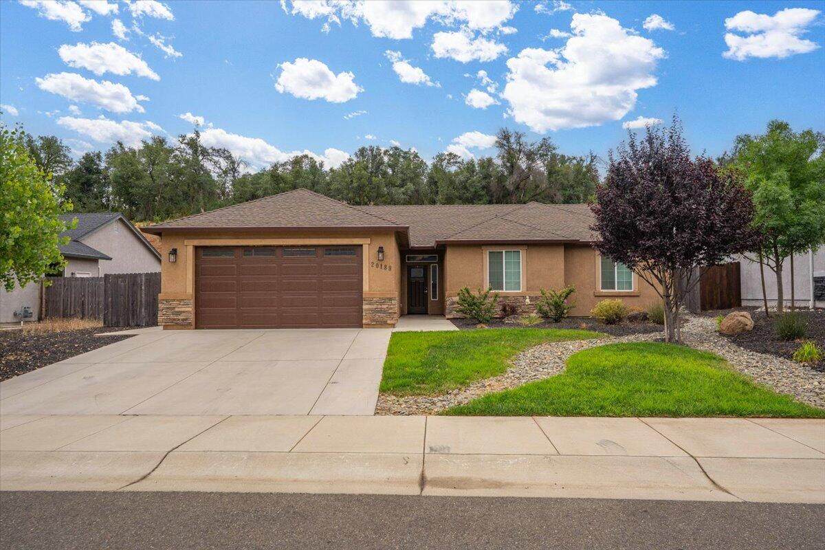 20189 Ballentine Drive - Photo 1