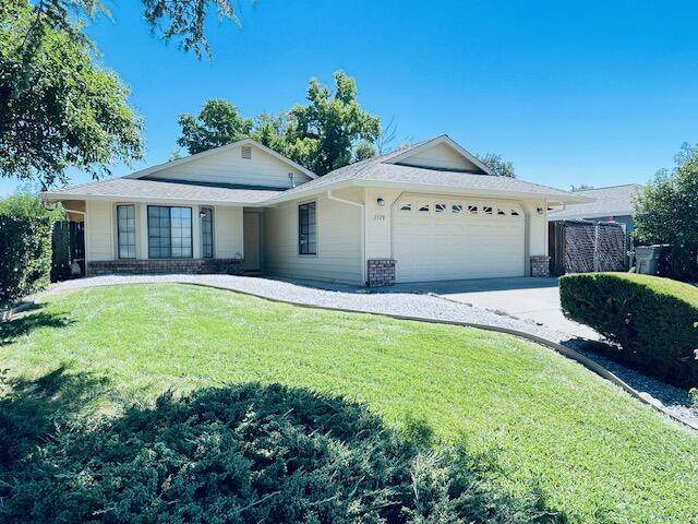 1529 Lacey Lane - Photo 1