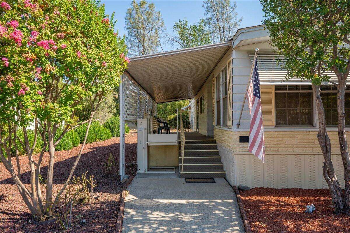 4884 Pecan - Photo 1