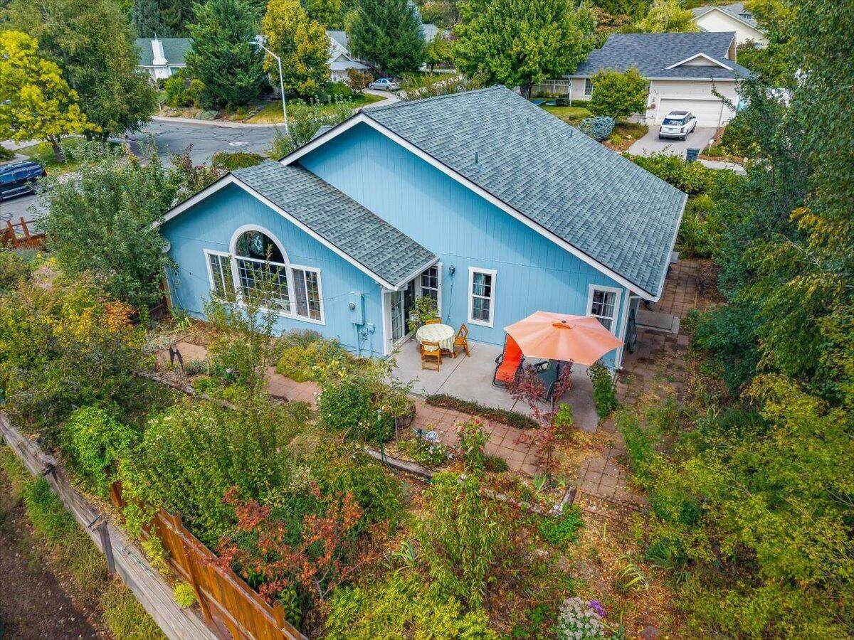 515 Mountain View Drive - Photo 1