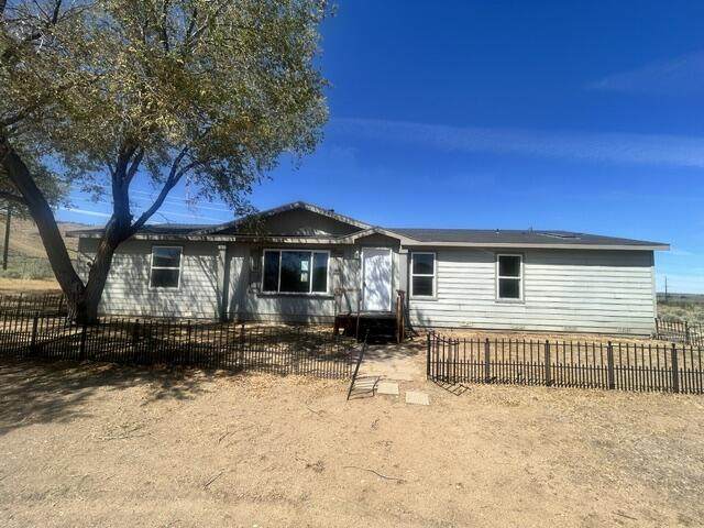 436-850 Old Highway 395 - Photo 1