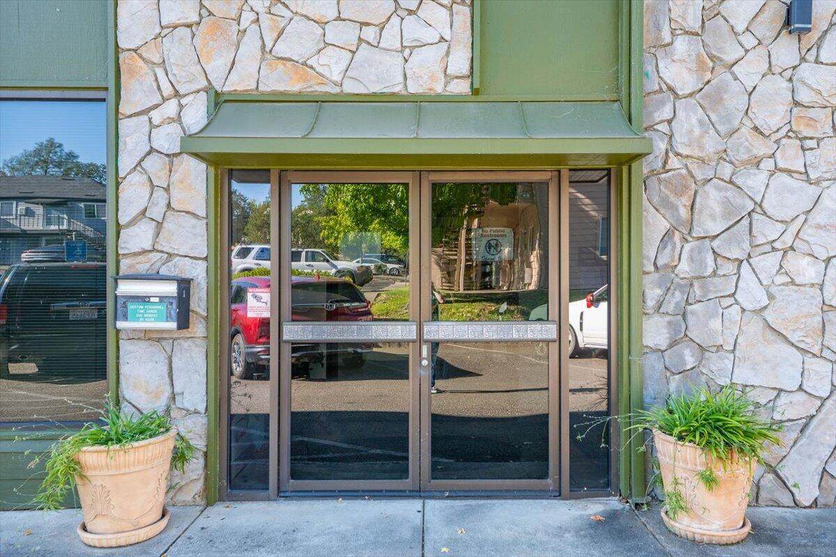 999 Mission De Oro Drive - Photo 1