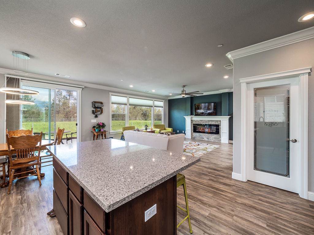 2781 Smith Ave - Photo 1
