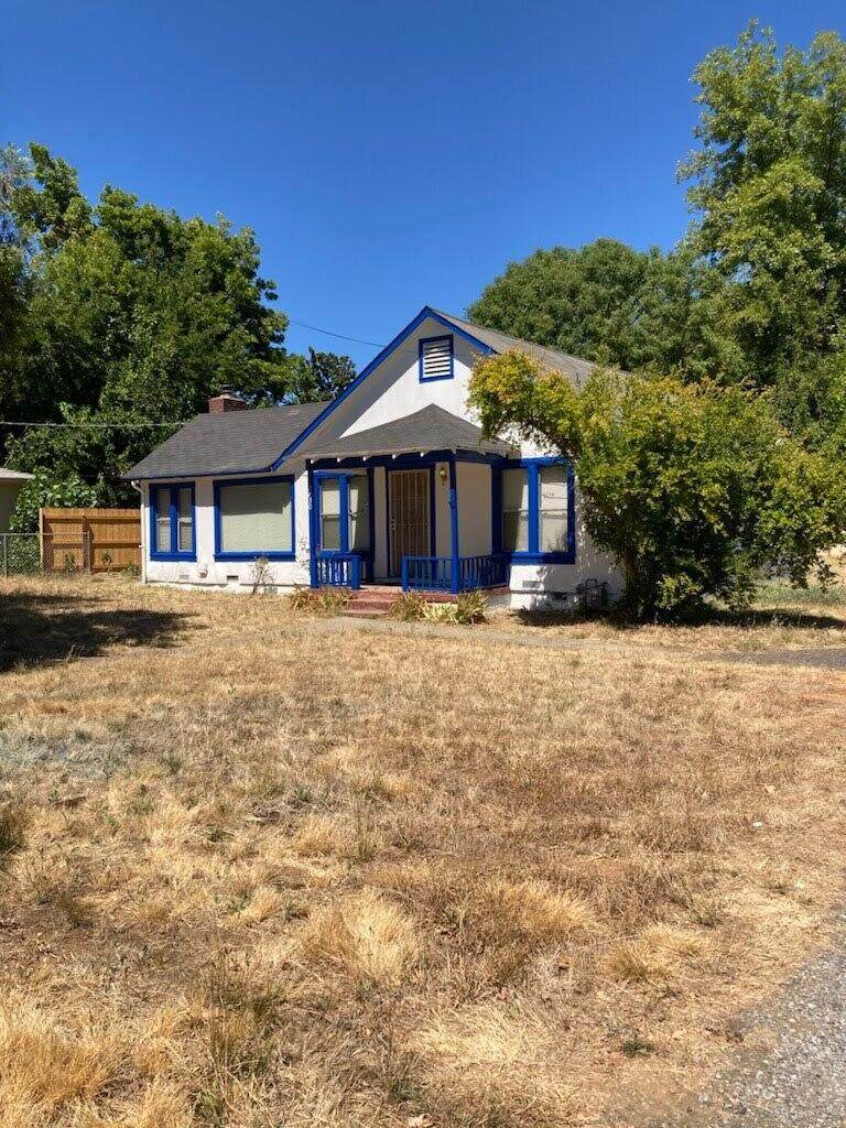 2730 Bonnyview Rd - Photo 1