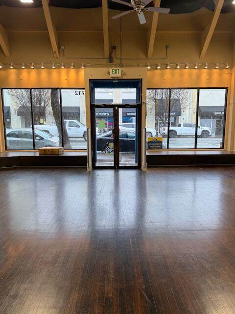 1712 California Street - Photo 1