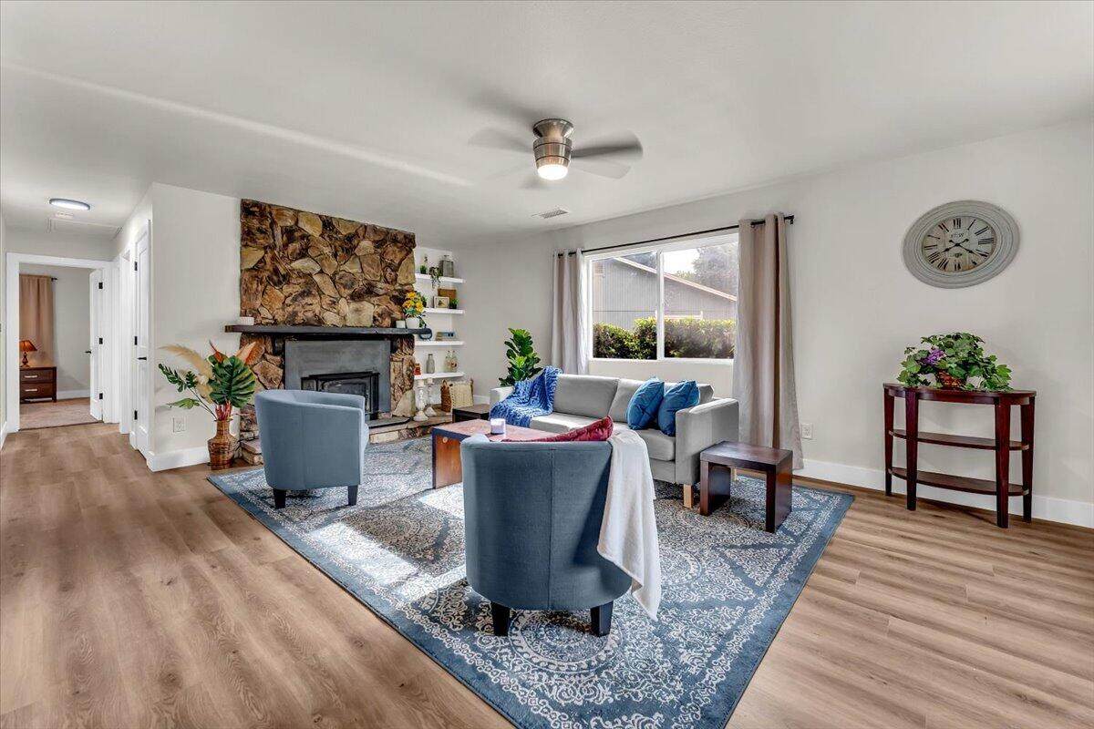 1818 Del Mar Avenue - Photo 1