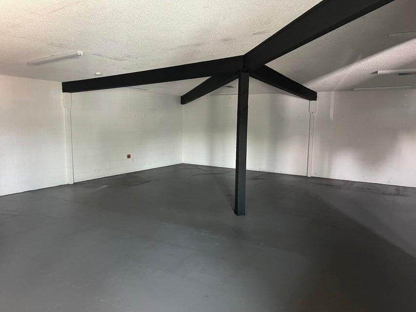 2494 Beverly Drive - Photo 1