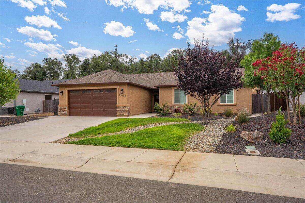 20189 Ballentine Drive - Photo 1
