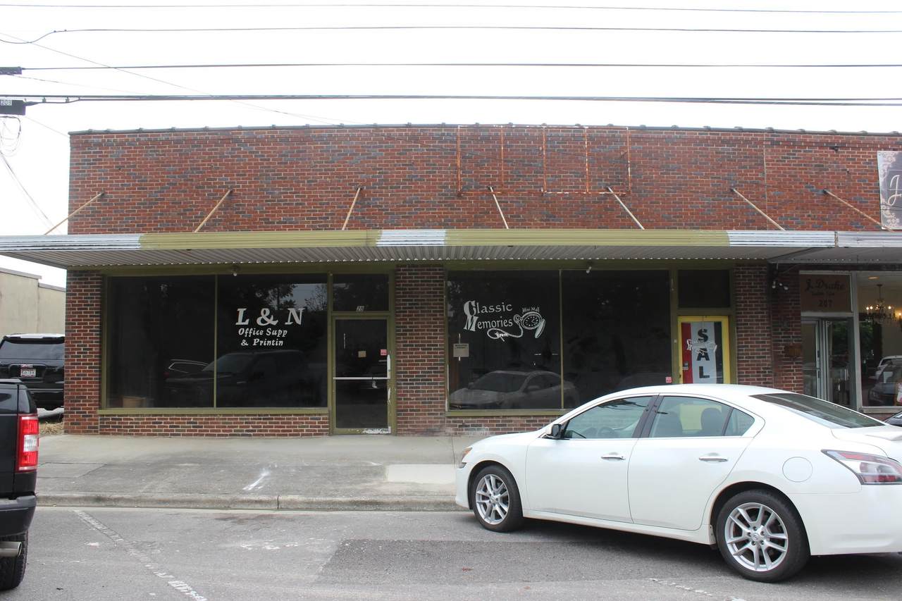 209 1st Ave - Photo 1