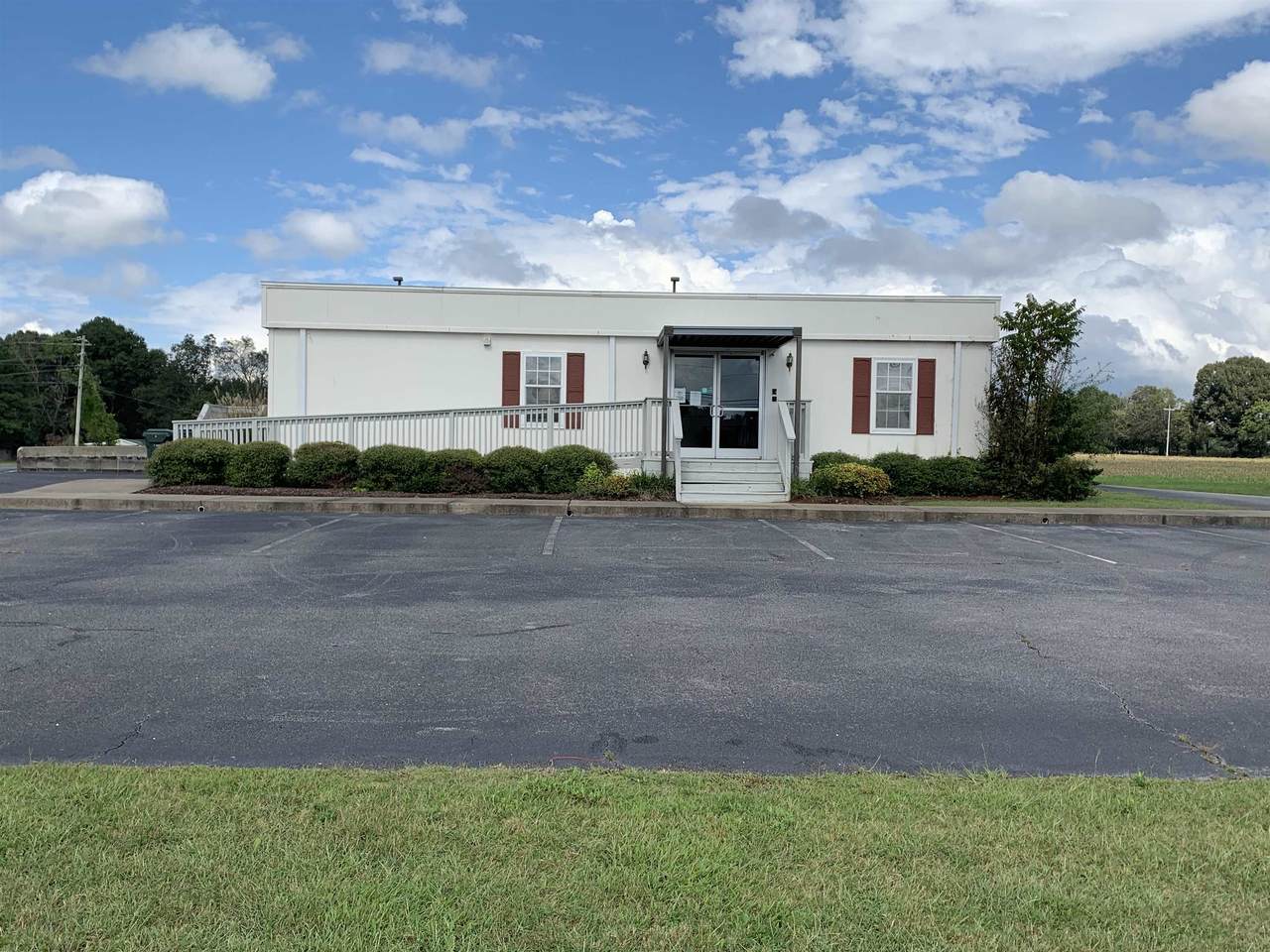 5145 River Rd - Photo 1