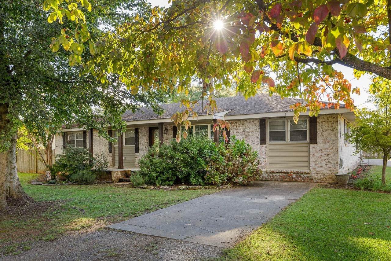 110 Michigan Blvd - Photo 1