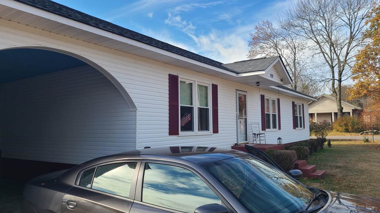 218 Sullivan Rd - Photo 1