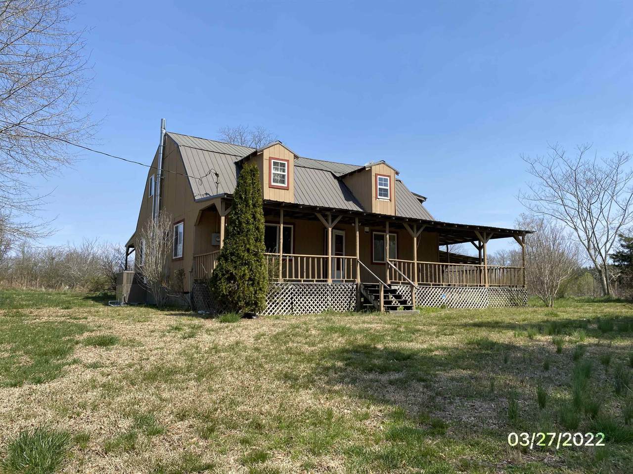 1120 Hwy 8 - Photo 1