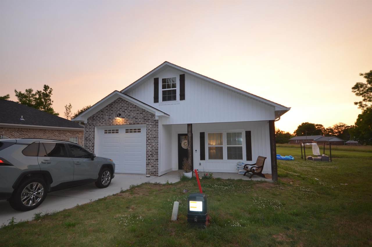 109 Steppville Garden Dr - Photo 1
