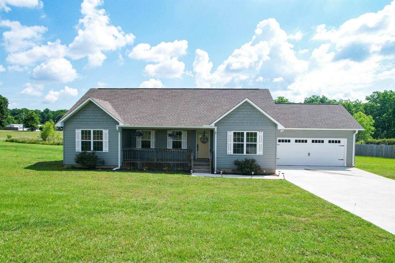 971 Wesley Ave - Photo 1