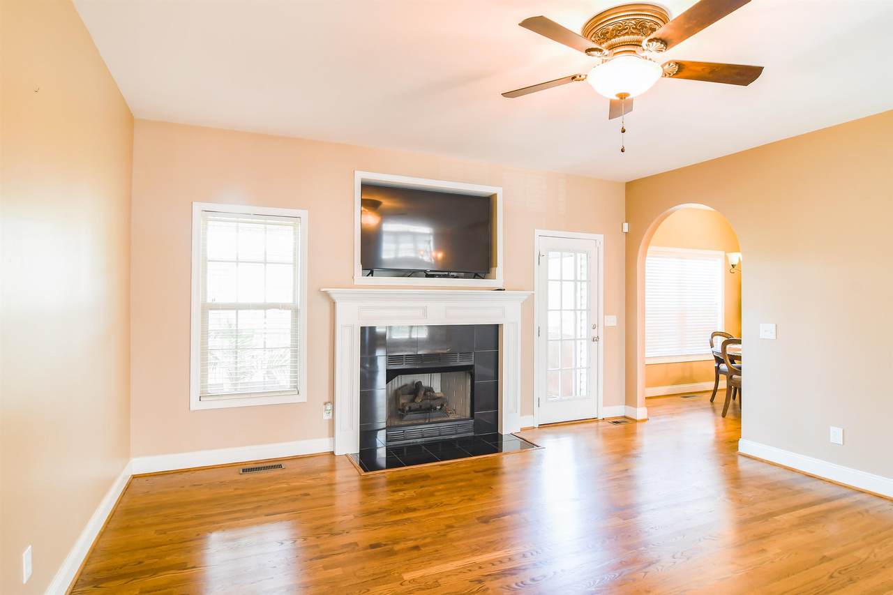 9709 Highland Dr - Photo 1