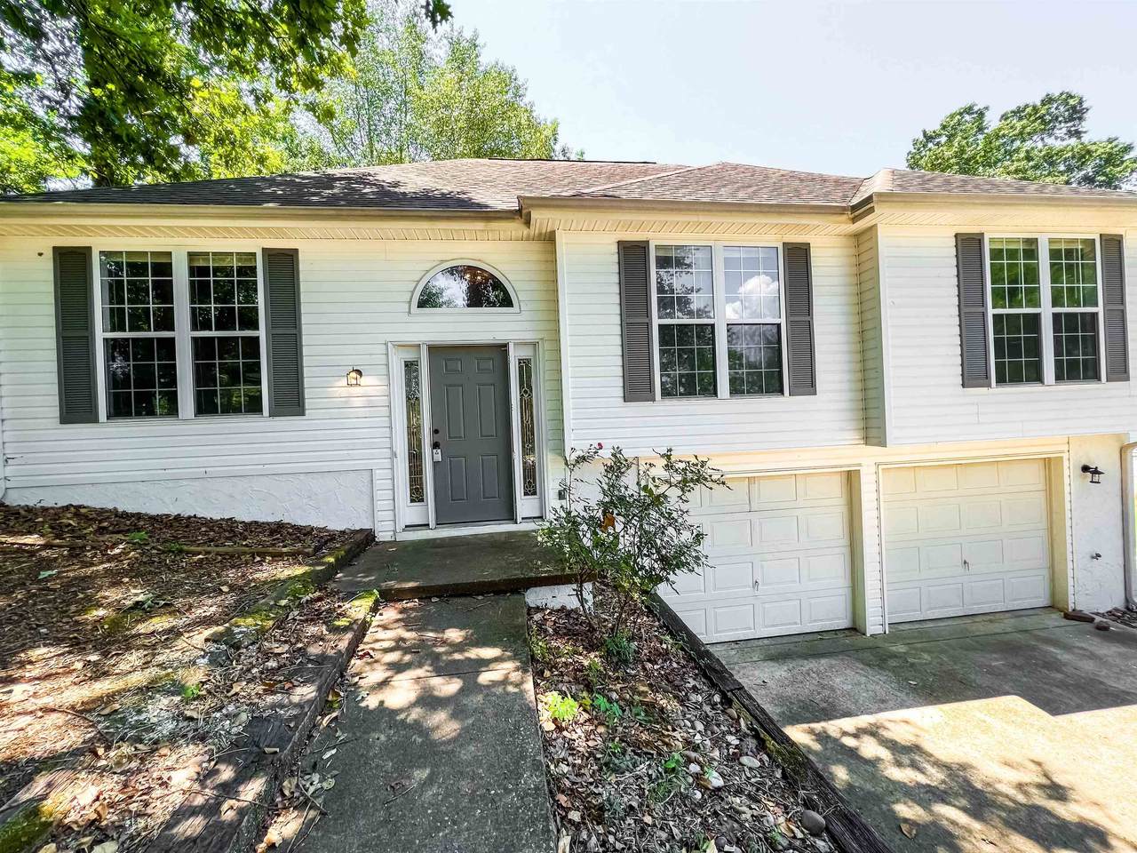 320 Carson Rd - Photo 1