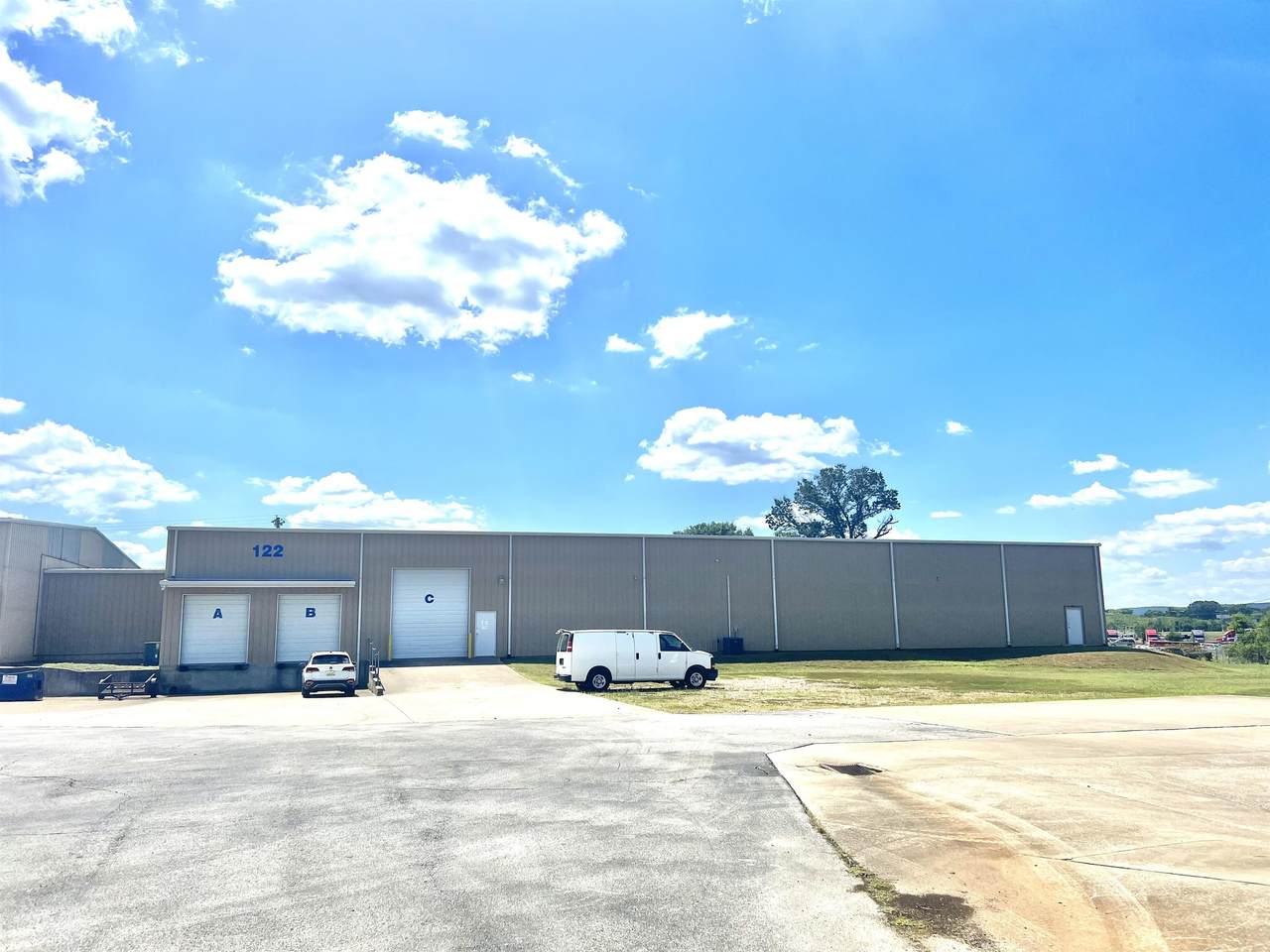 122 Commerce St - Photo 1