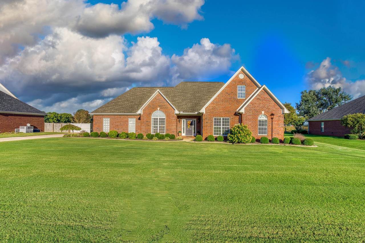1709 Brentwood Dr - Photo 1