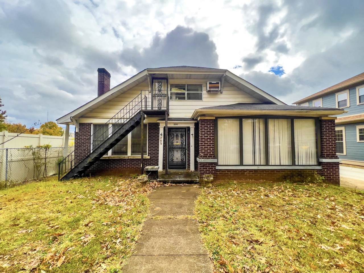 305 Tombigbee St - Photo 1