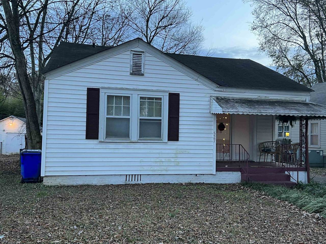 527 Cleveland Ave - Photo 1