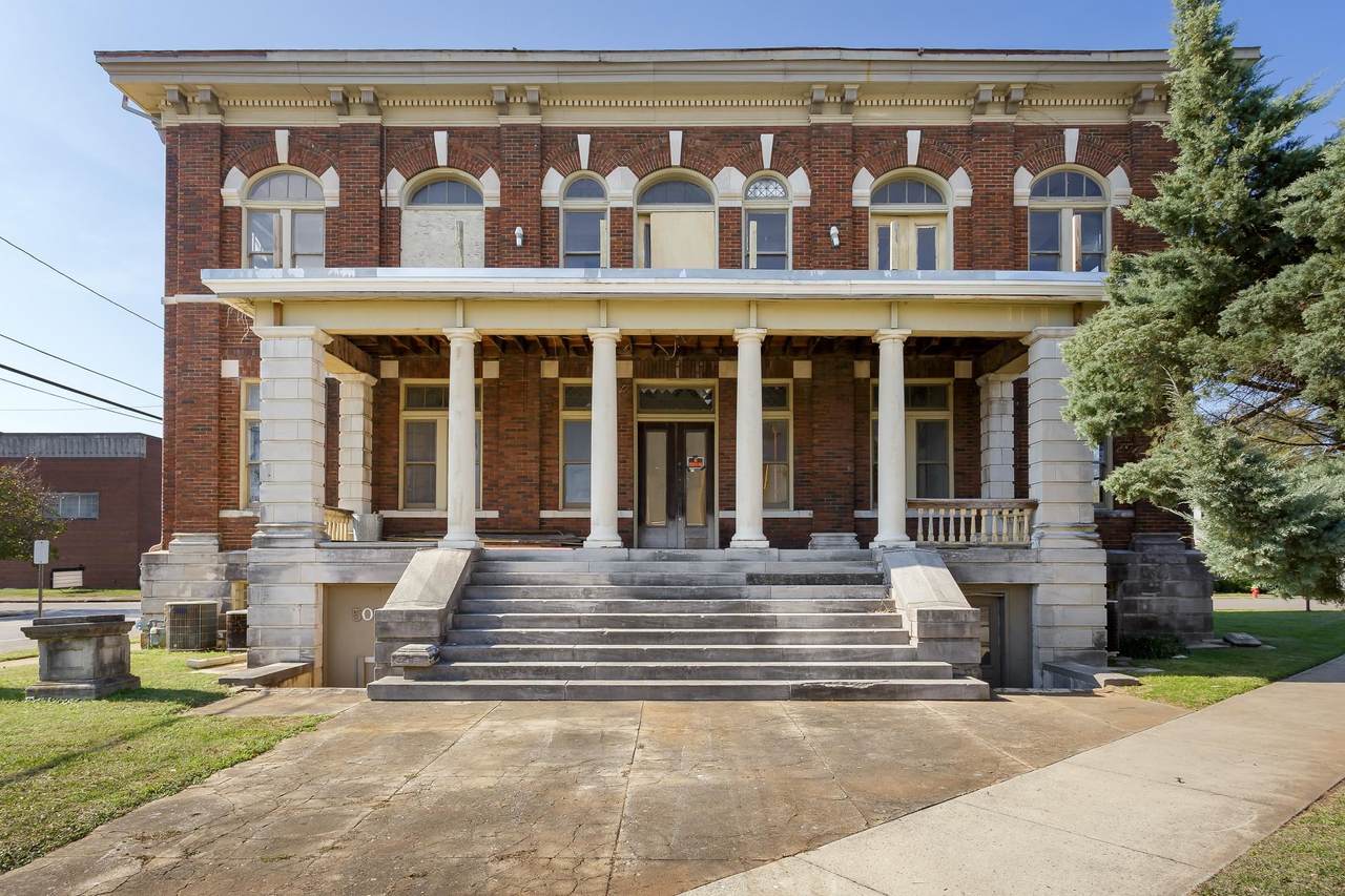501 Alabama Ave - Photo 1