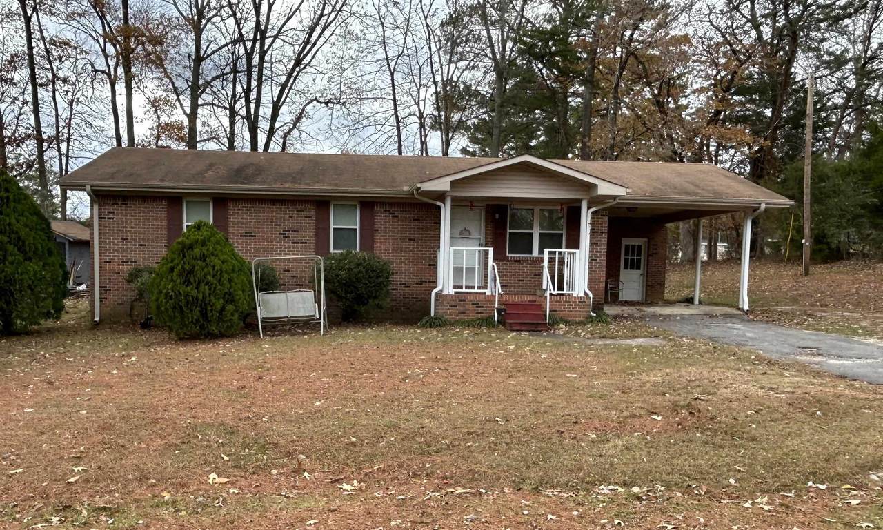 711 Westgate Dr - Photo 1