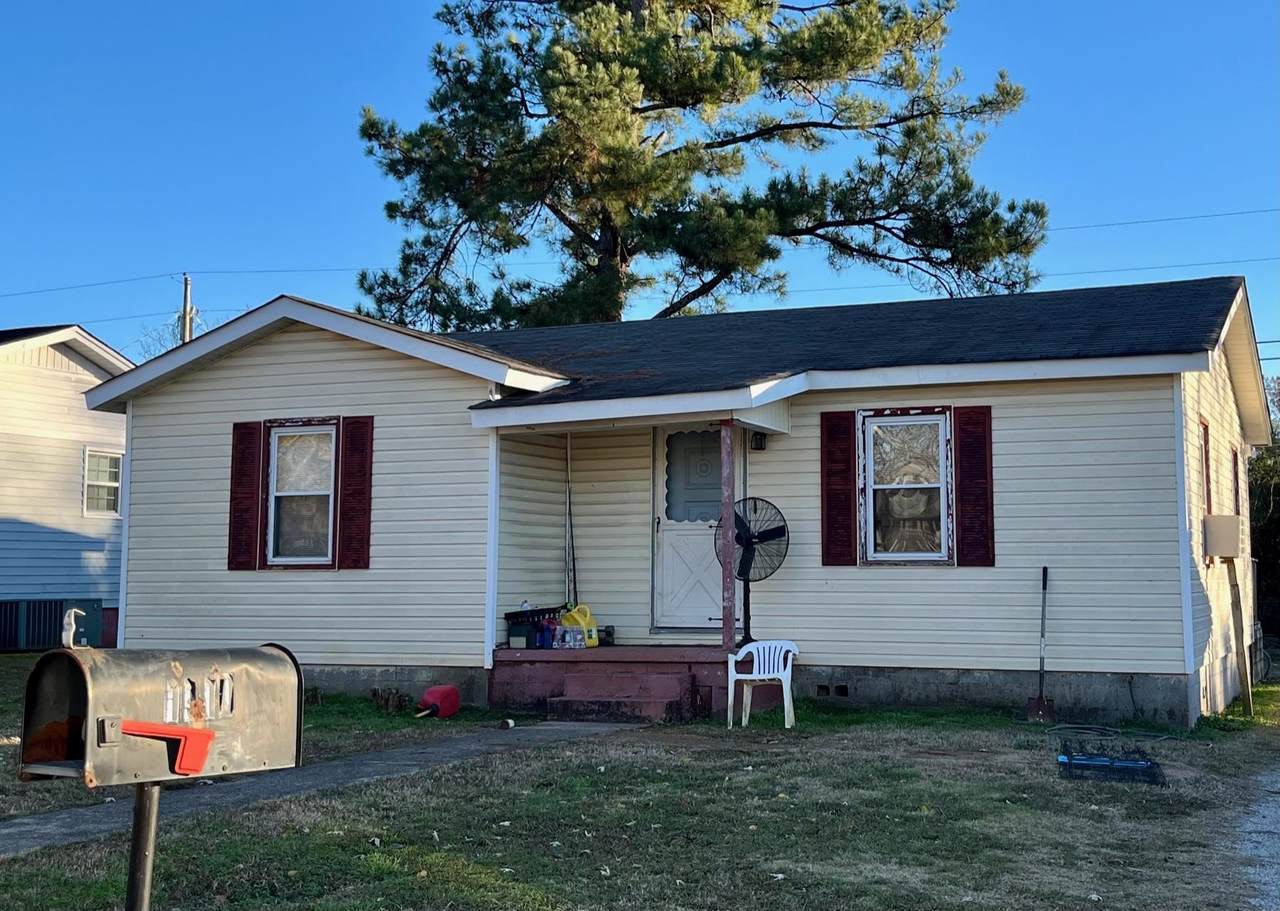 1110 Shirley Dr - Photo 1