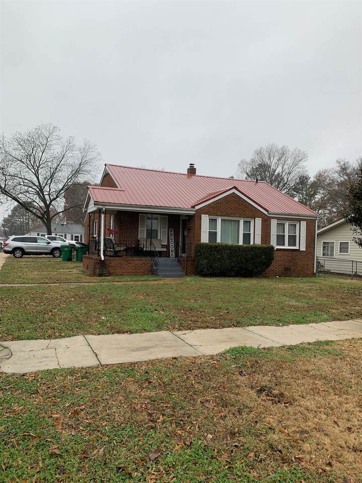 901 Cave St - Photo 1