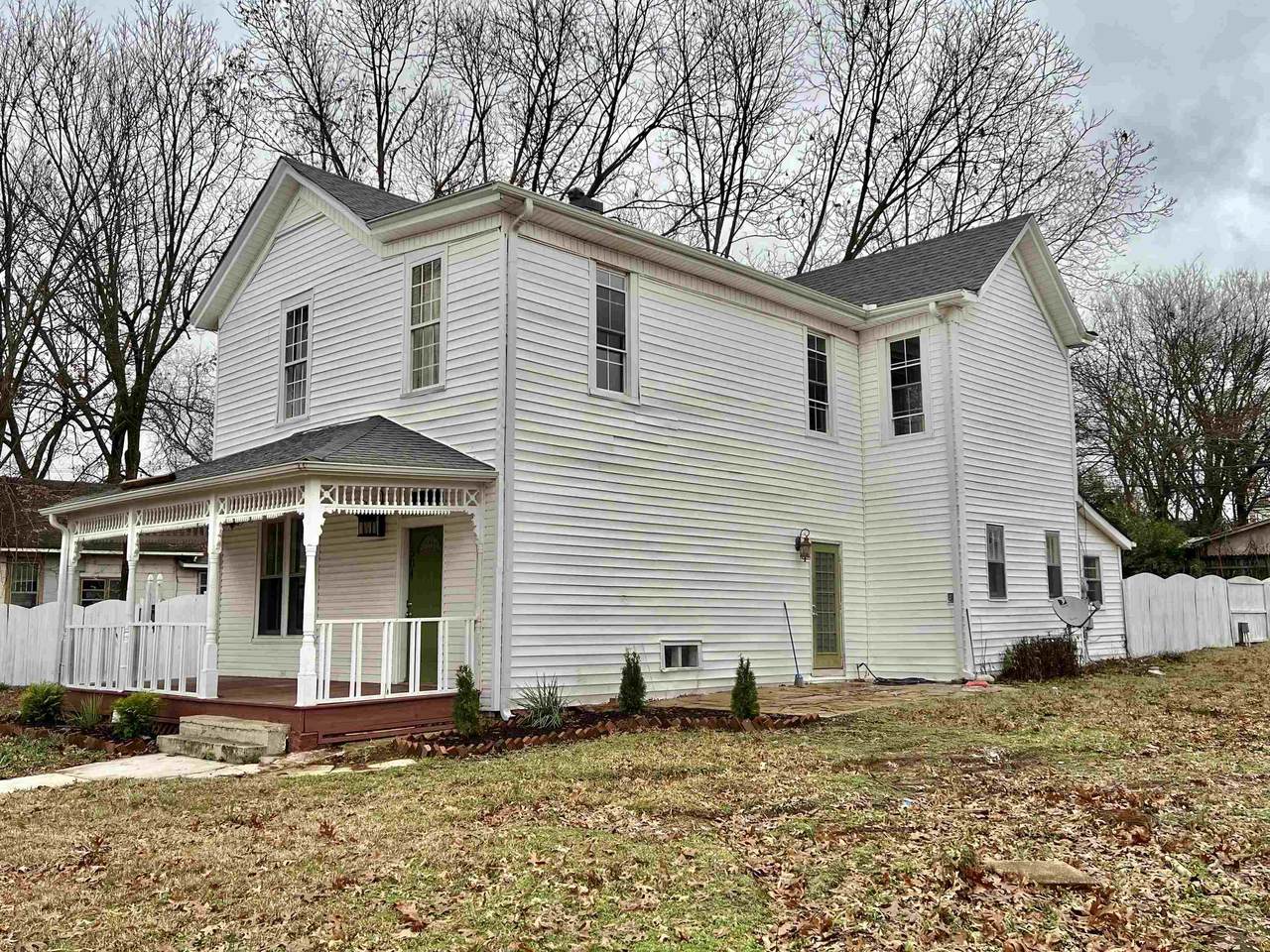 504 Atlanta Ave - Photo 1