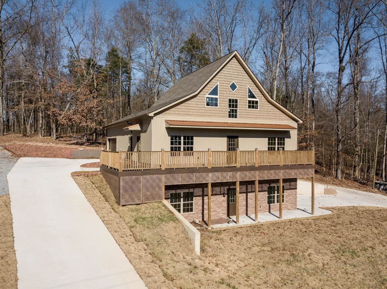 833 Riverfront Rd - Photo 1
