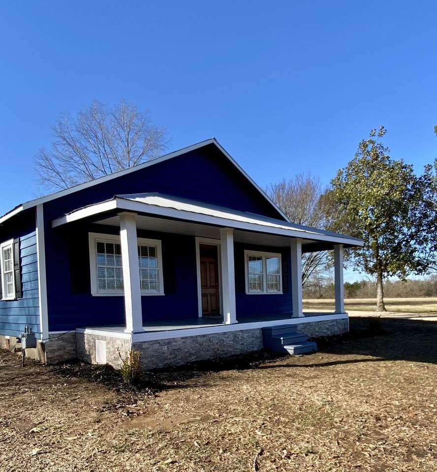 10213 Co Rd 15 - Photo 1