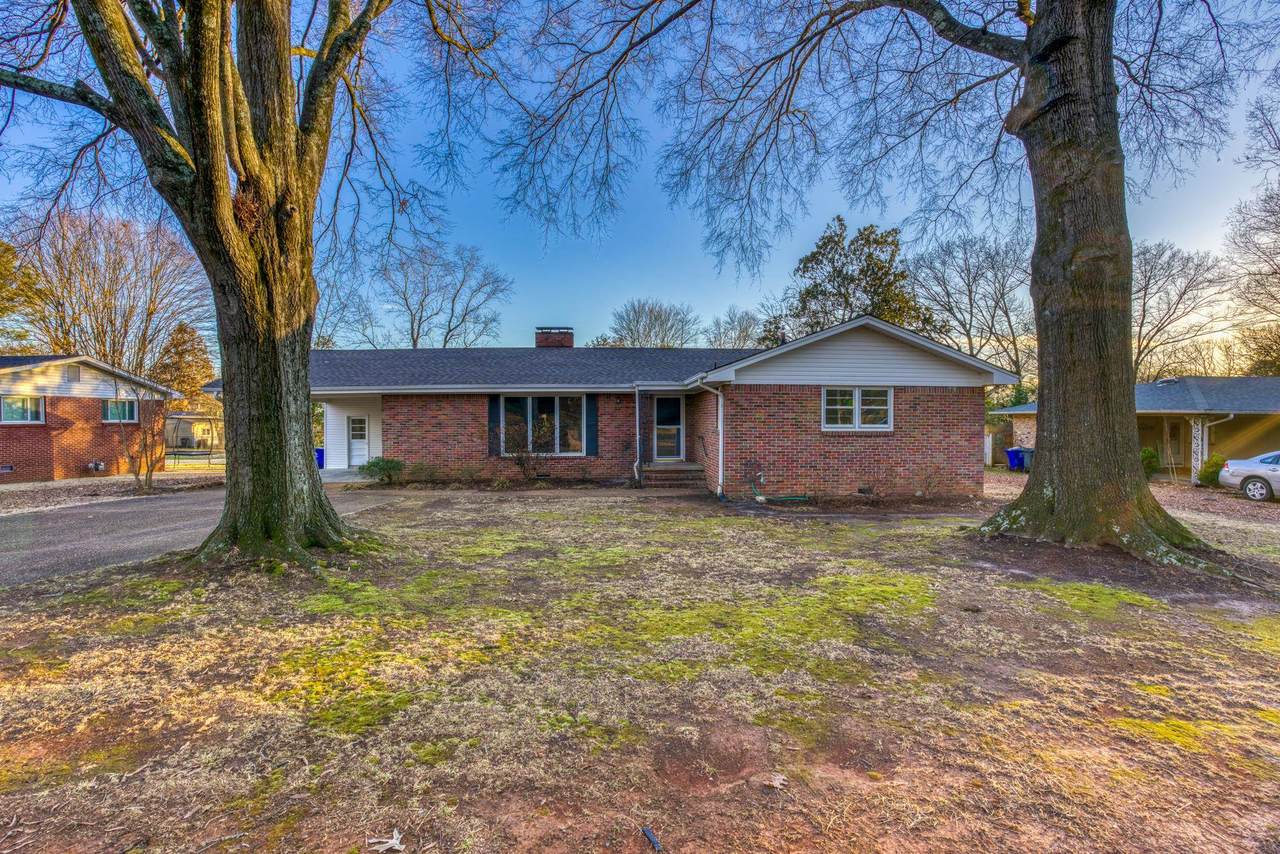 1618 Lamar St - Photo 1
