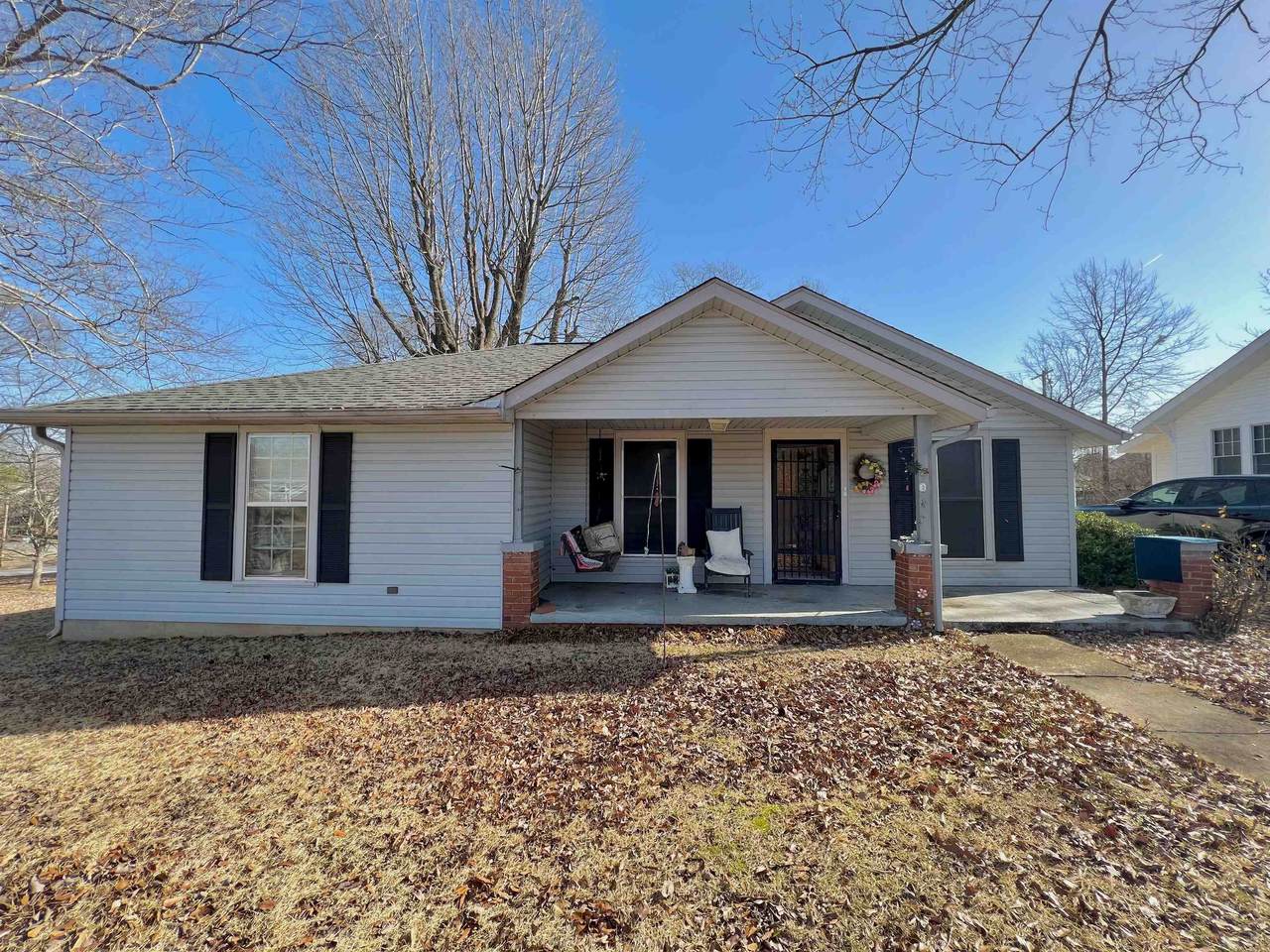 512 Frankfort Ave - Photo 1