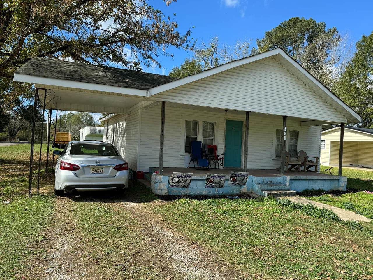201 Ohio Ave - Photo 1